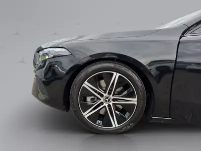 Mercedes-Benz Classe A 250 Progressive — Berline hybride légère, 238 ch et très faible consommation — Miniatur 19