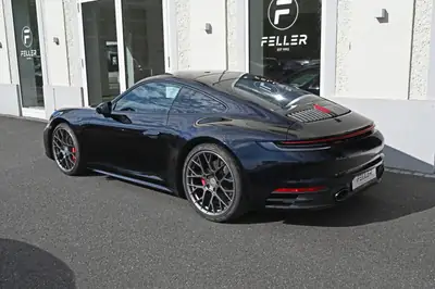 Porsche 911 Carrera 4S PDK — Icône sportive 450 ch, direction arrière et châssis actif — Thumbnail 8