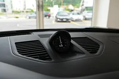 Porsche 911 Carrera 4S PDK — Icône sportive 450 ch, direction arrière et châssis actif — Thumbnail 17