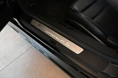 Porsche 911 Carrera 4S PDK — Icône sportive 450 ch, direction arrière et châssis actif — Thumbnail 28