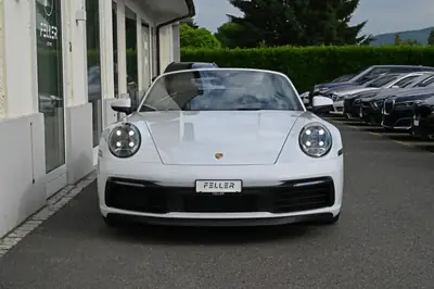 Porsche 911 Carrera 4S Cabriolet — Décapotable sportive berlinoise, 450 ch et très peu kilométrée — rear view