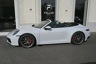 Porsche 911 Carrera 4S Cabriolet — Décapotable sportive berlinoise, 450 ch et très peu kilométrée — Thumbnail 7