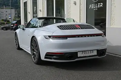 Porsche 911 Carrera 4S Cabriolet — Décapotable sportive berlinoise, 450 ch et très peu kilométrée — Thumbnail 10
