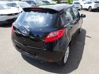 Mazda 2 1.5i 16V Exclusive Automatic — Citadine fiable, 66'000 km, boîte auto — rear view