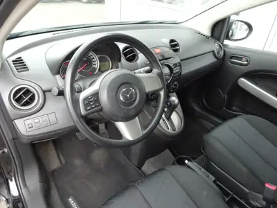 Mazda 2 1.5i 16V Exclusive Automatic — Citadine fiable, 66'000 km, boîte auto — Thumbnail 8