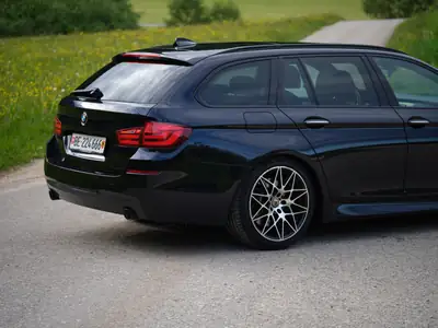 BMW 535d xDrive — Break de prestige diesel, Pack M, sans sinistre — Thumbnail 10
