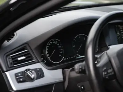 BMW 535d xDrive — Break de prestige diesel, Pack M, sans sinistre — Thumbnail 14