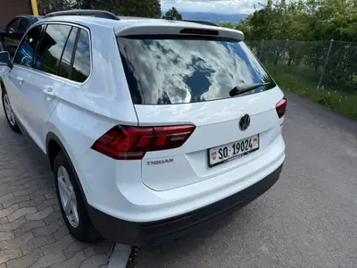 VW Tiguan 2.0 TDI SCR Comfortline — SUV 7 places, diesel efficace, 40'400 km — Seitenansicht