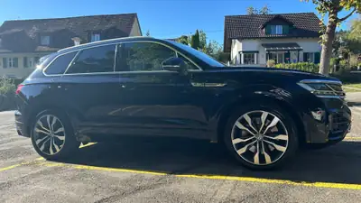 Volkswagen Touareg 4.0 V8 TDI — Prestige et Performance, Comme Neuf — Innenraum