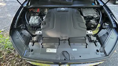 Volkswagen Touareg 4.0 V8 TDI — Prestige et Performance, Comme Neuf — Miniatur 15