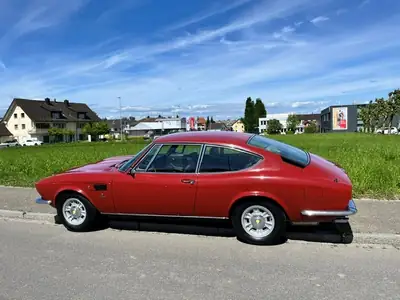 FIAT Dino 135 2400 — Chef-d'œuvre sportif des années 70, moteur Ferrari mythique — interni