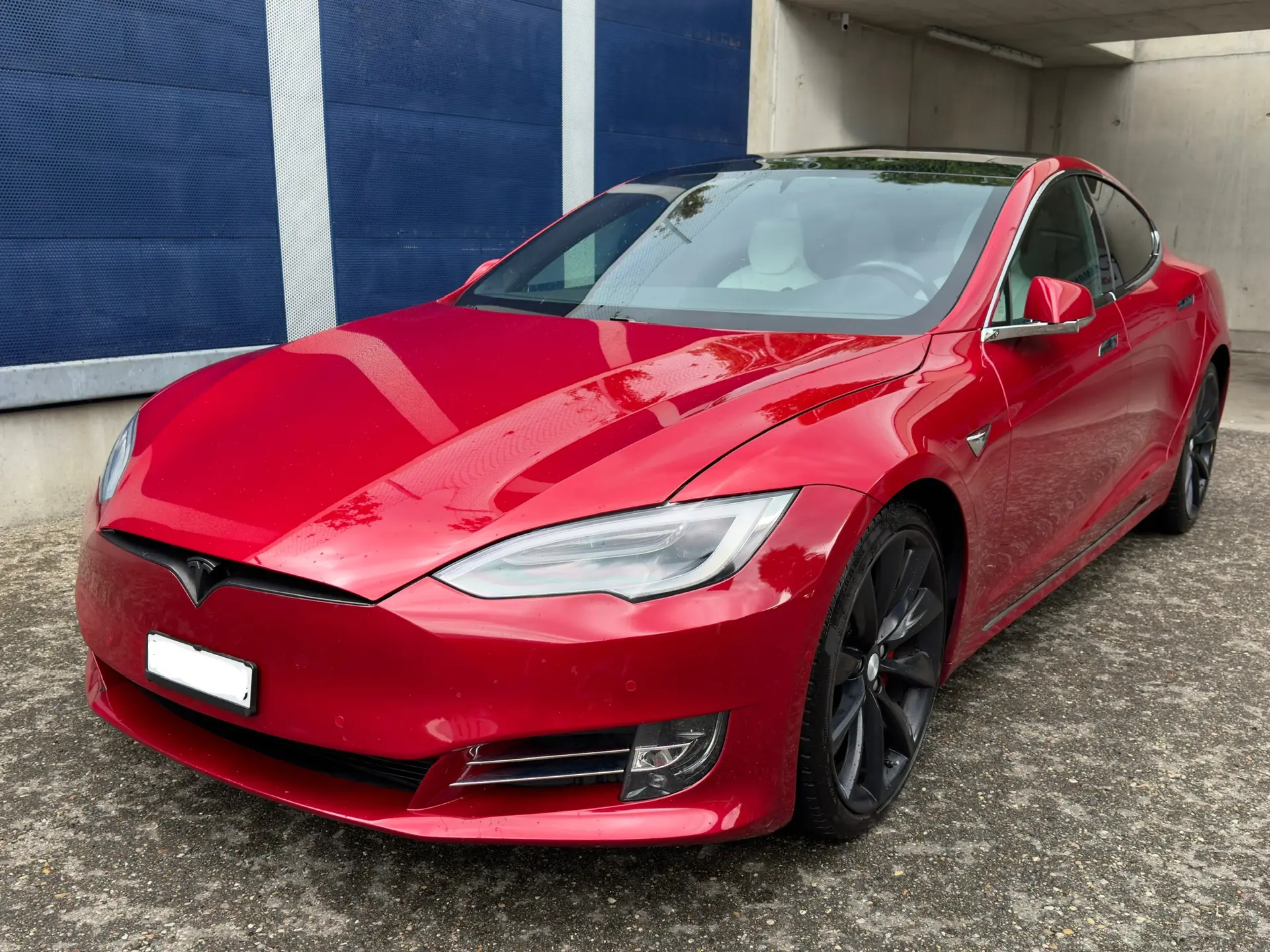 Tesla Model S 2019 occasion St. Gallen — 4