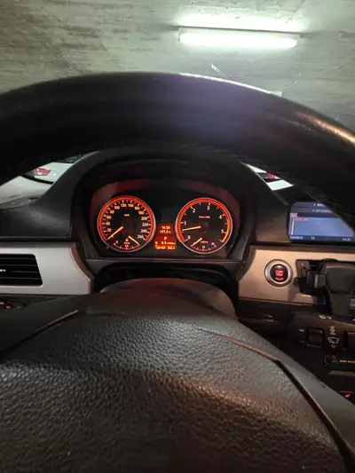 BMW 330 xd — Berline diesel performante, 195 000 km, sans sinistre — dettaglio
