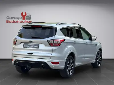 Ford Kuga 2.0 TDCi ST Line 4WD — SUV robuste 180 ch, très bien équipé, occasion fiable — dashboard