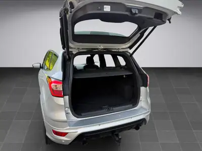 Ford Kuga 2.0 TDCi ST Line 4WD — SUV robuste 180 ch, très bien équipé, occasion fiable — Thumbnail 19