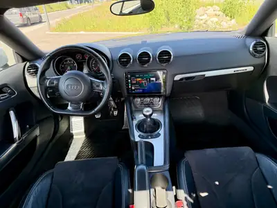 Audi TT RS 2012 — Coupé sportif 340 ch, transmission manuelle, sans sinistre — Miniatura 13