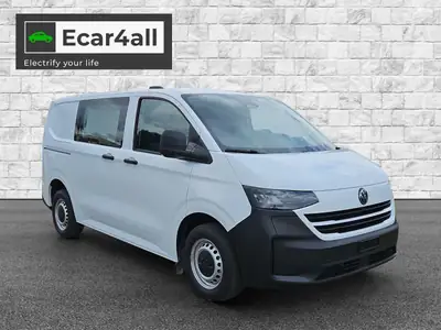 VW e-Transporter Kombi 63,8 kWh — Utilitaire électrique spacieux, 900 km seulement — Heckansicht