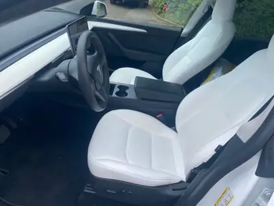 Tesla Model Y Long Range Dual Motor — SUV électrique haute performance, 87 000 km — Miniature 10