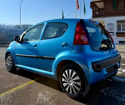 Peugeot 107 1.0 Trendy — Citadine économique et fiable, 112'000 km — Thumbnail 7