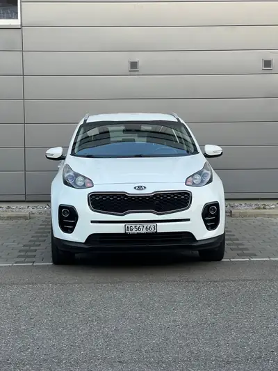 Kia Sportage 2.0 CRDi Trend — SUV compact robuste, Diesel efficace, sans sinistre — vista posteriore
