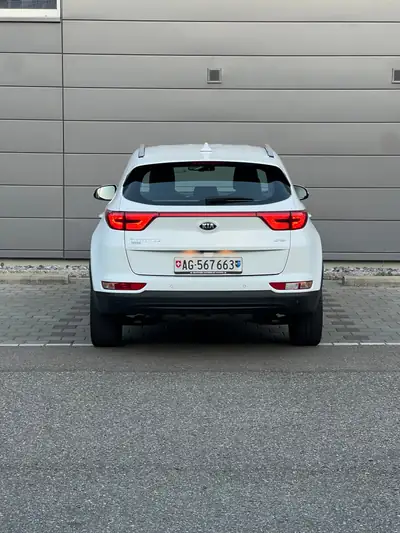 Kia Sportage 2.0 CRDi Trend — SUV compact robuste, Diesel efficace, sans sinistre — dettaglio