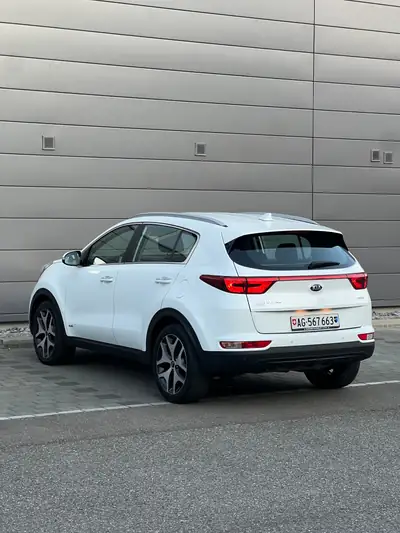 Kia Sportage 2.0 CRDi Trend — SUV compact robuste, Diesel efficace, sans sinistre — Miniatura 8