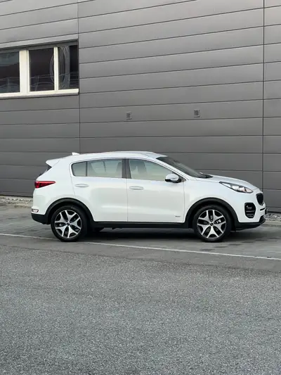 Kia Sportage 2.0 CRDi Trend — SUV compact robuste, Diesel efficace, sans sinistre — Miniatura 11