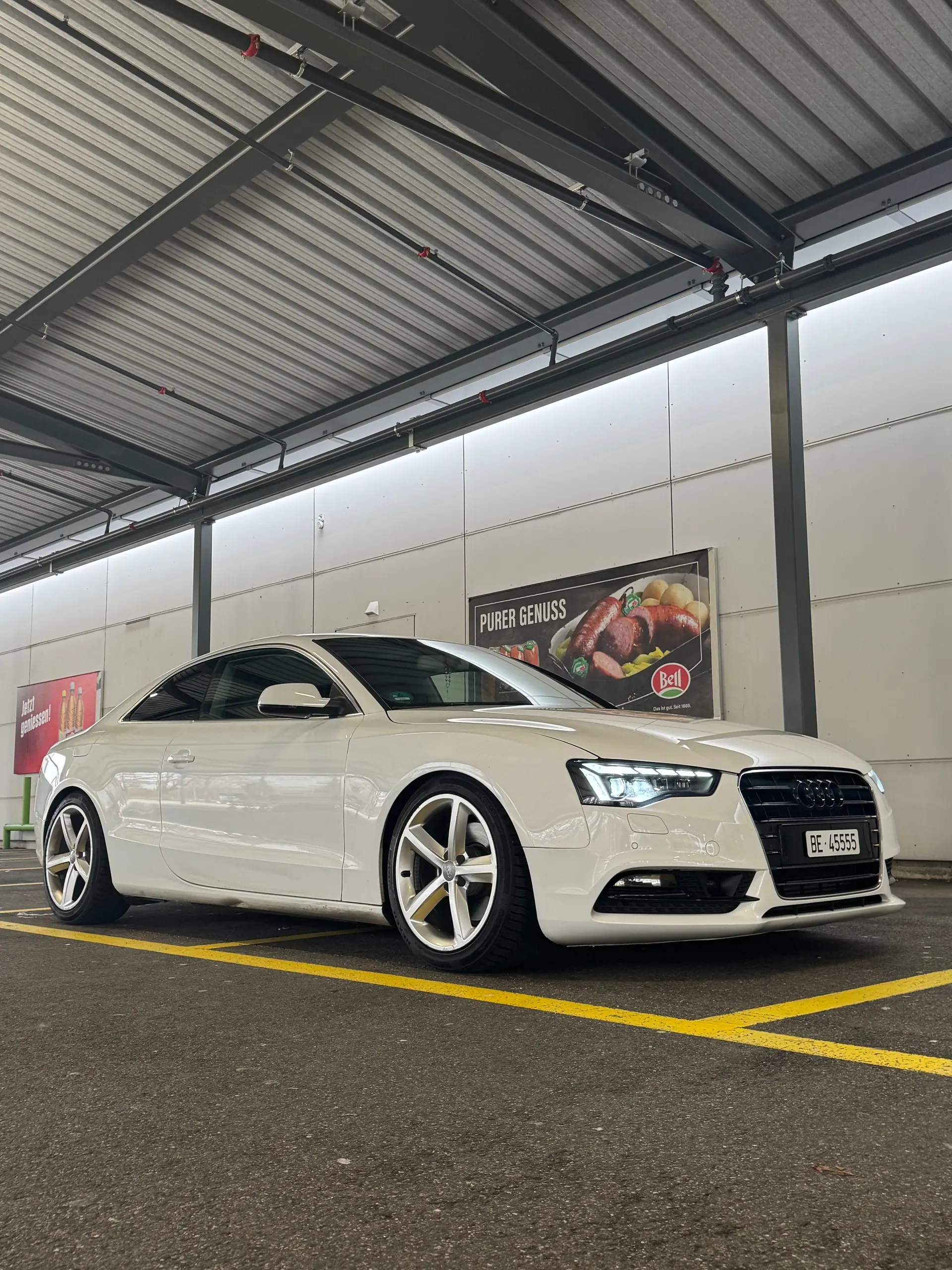 Audi A5 Coupé 3.0 TDI — Élégance sportive et motorisation performante — Außenansicht