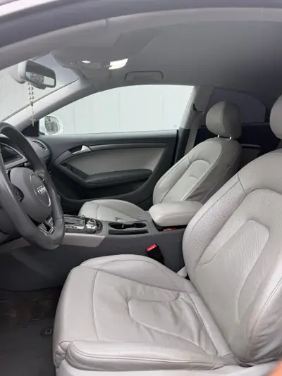 Audi A5 Coupé 3.0 TDI — Élégance sportive et motorisation performante — Miniatur 14