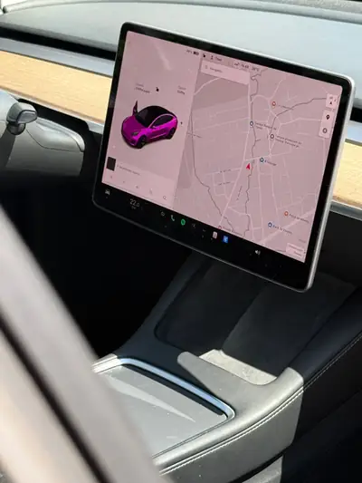 Tesla Model 3 Long Range Dual Motor AWD — Électrique haute performance, batterie garantie jusqu'à 2029 — Thumbnail 11