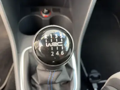 VW Polo 2.0 TSI R WRC — Édition limitée 220 ch, état impeccable — Thumbnail 17