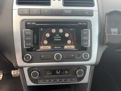 VW Polo 2.0 TSI R WRC — Édition limitée 220 ch, état impeccable — Thumbnail 19