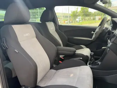 VW Polo 2.0 TSI R WRC — Édition limitée 220 ch, état impeccable — Thumbnail 22