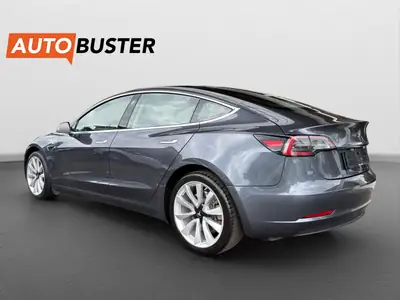 Tesla Model 3 Long Range Dual Motor AWD — Berline électrique haute performance, 96 000 km — arrière