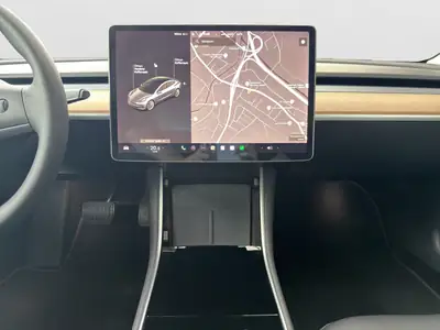 Tesla Model 3 Long Range Dual Motor AWD — Berline électrique haute performance, 96 000 km — Miniature 13