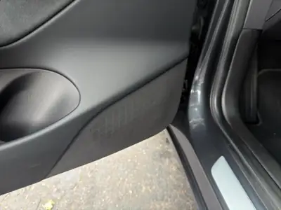 Tesla Model 3 Long Range Dual Motor AWD — Berline électrique haute performance, 96 000 km — Miniature 17