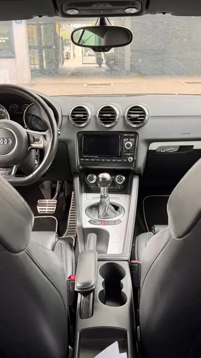 Audi TT RS 2.5 TFSI — Coupé haute performance 360 ch, sans accident — dettaglio