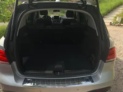 Mercedes-Benz GLE 350 d 4MATIC — SUV premium diesel, 206'000 km, sans sinistre — interni