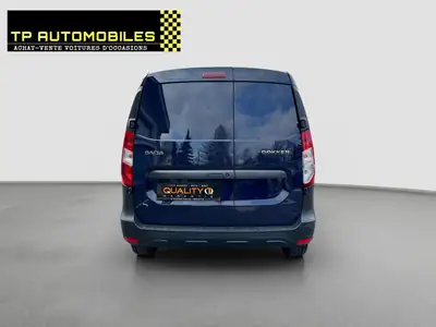 Dacia Dokker Van SCe 100 S&S Access — Utilitaire compact fiable, 79 000 km, garantie 12 mois — Armaturenbrett