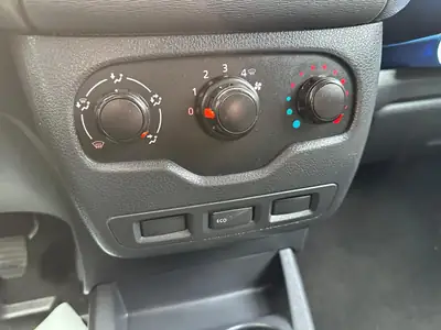 Dacia Dokker Van SCe 100 S&S Access — Utilitaire compact fiable, 79 000 km, garantie 12 mois — Miniatur 9