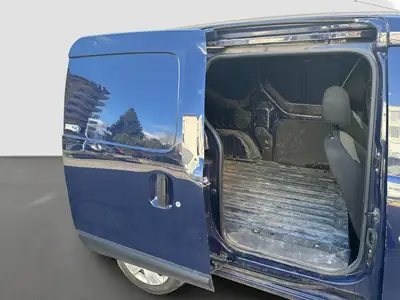 Dacia Dokker Van TCe 115 S&S — Utilitaire compact robuste, mécanique fiable — Miniatur 13