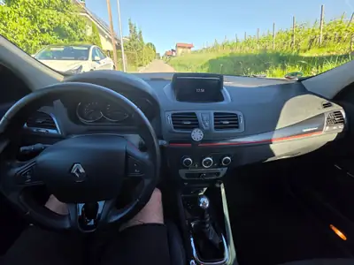 Renault Megane Sport Grandtour — Break dynamique 220 ch, sans sinistre — intérieur