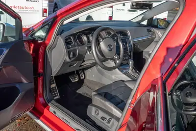 VW Golf Alltrack 2.0 TDI 184 — SUV Compact Diesel, 4Motion Polyvalent — dashboard