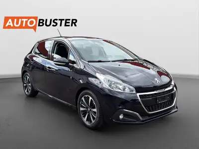Peugeot 208 1.2 PureTech Signature — Citadine économique, équipée et sans sinistre — Miniature 7