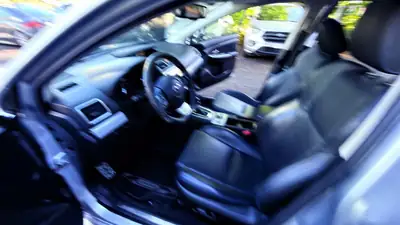 Subaru Levorg 1.6 DIT Luxury S AWD — Break polyvalent, tout-terrain urbain et routier — Miniatura 11