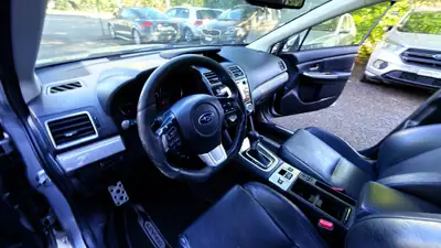 Subaru Levorg 1.6 DIT Luxury S AWD — Break polyvalent, tout-terrain urbain et routier — Miniatura 12