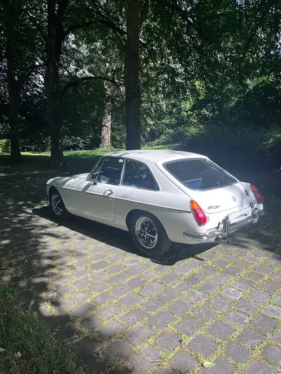 MG MGB 1972 — Légende britannique, état exceptionnel avec 19'250 km — détail