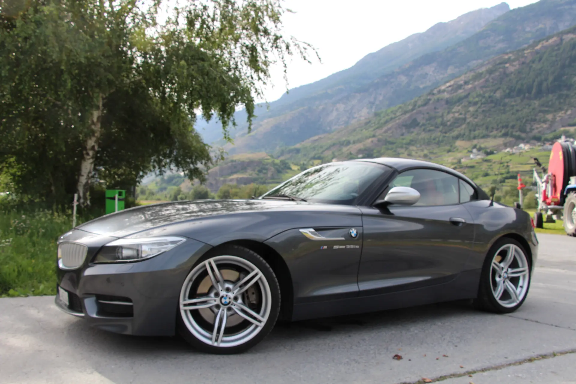 BMW Z4 35is sDrive — Cabriolet sportif M à toit rigide, 50 000 km seulement