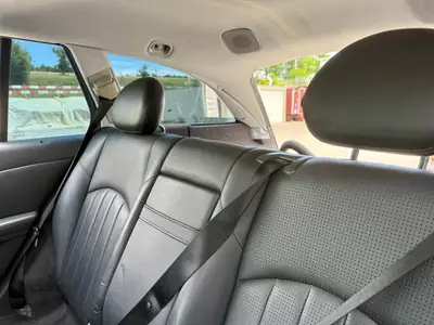 Mercedes-Benz E 55 V8 AMG — Break sportif, 476 ch et rare sur le marché — détail