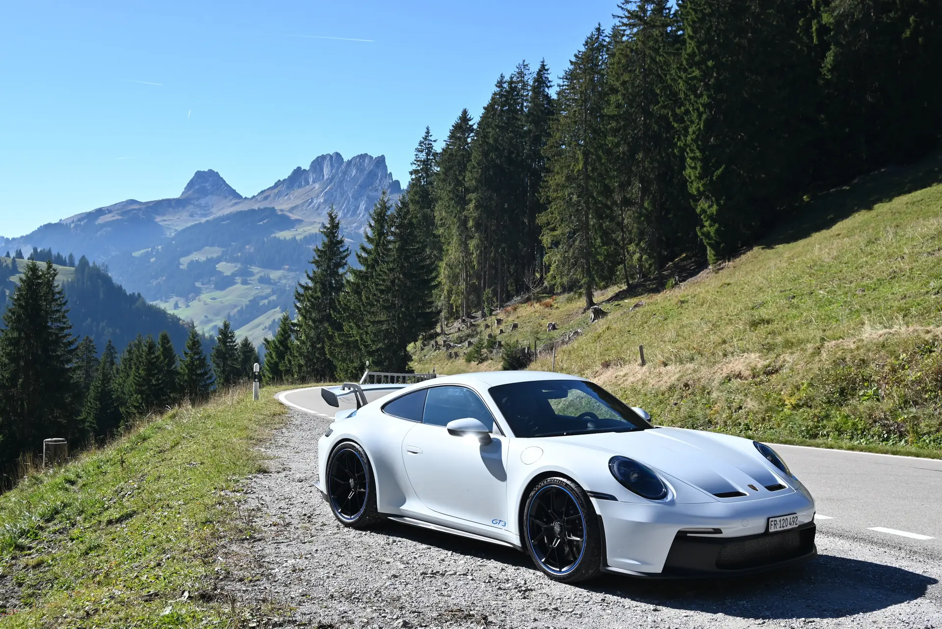 Porsche 911 4.0 GT3 — Le coupé sport ultime, 510 ch et boîte manuelle
